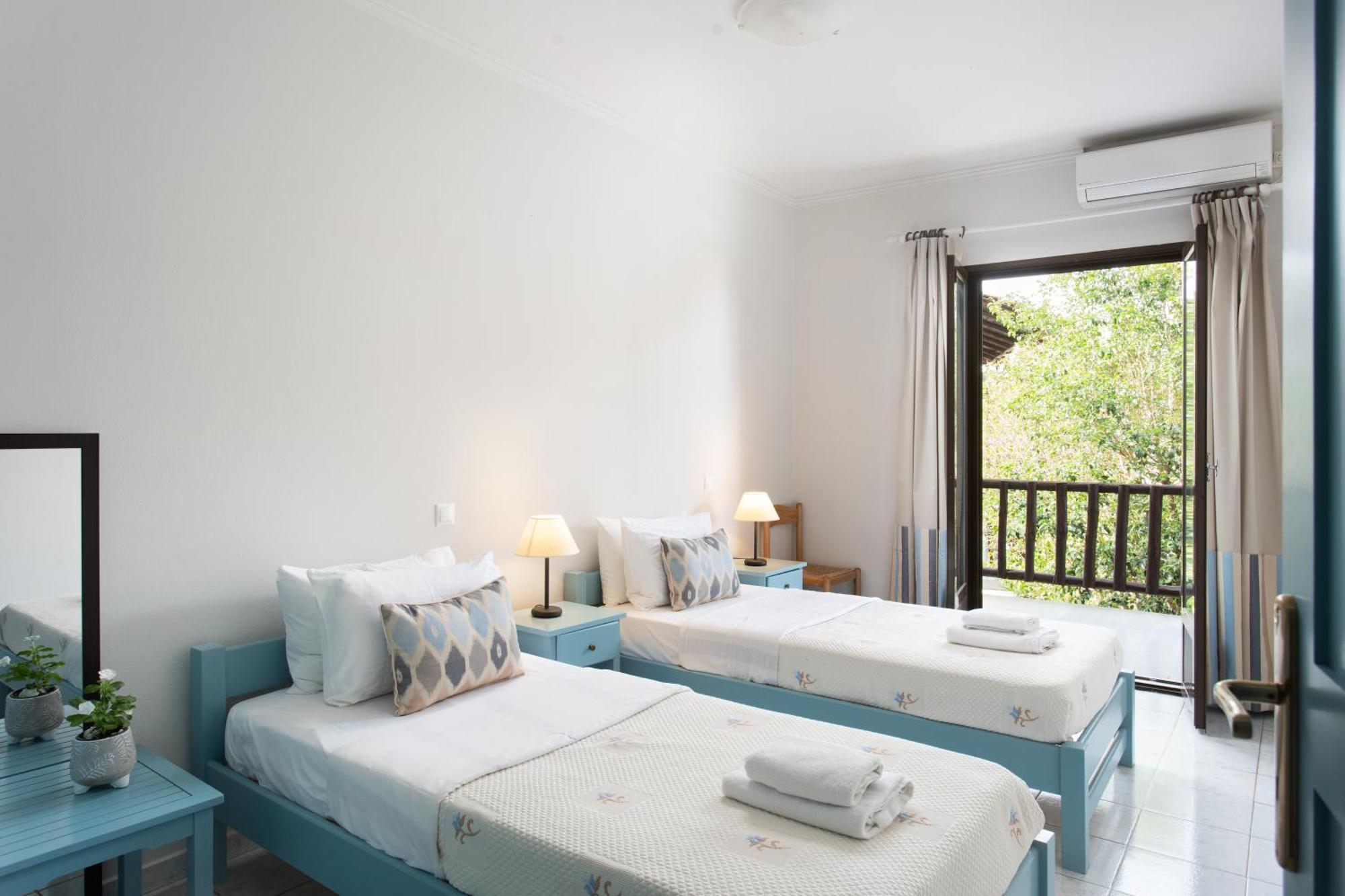 Monemvasia Green Apartments Quarto foto